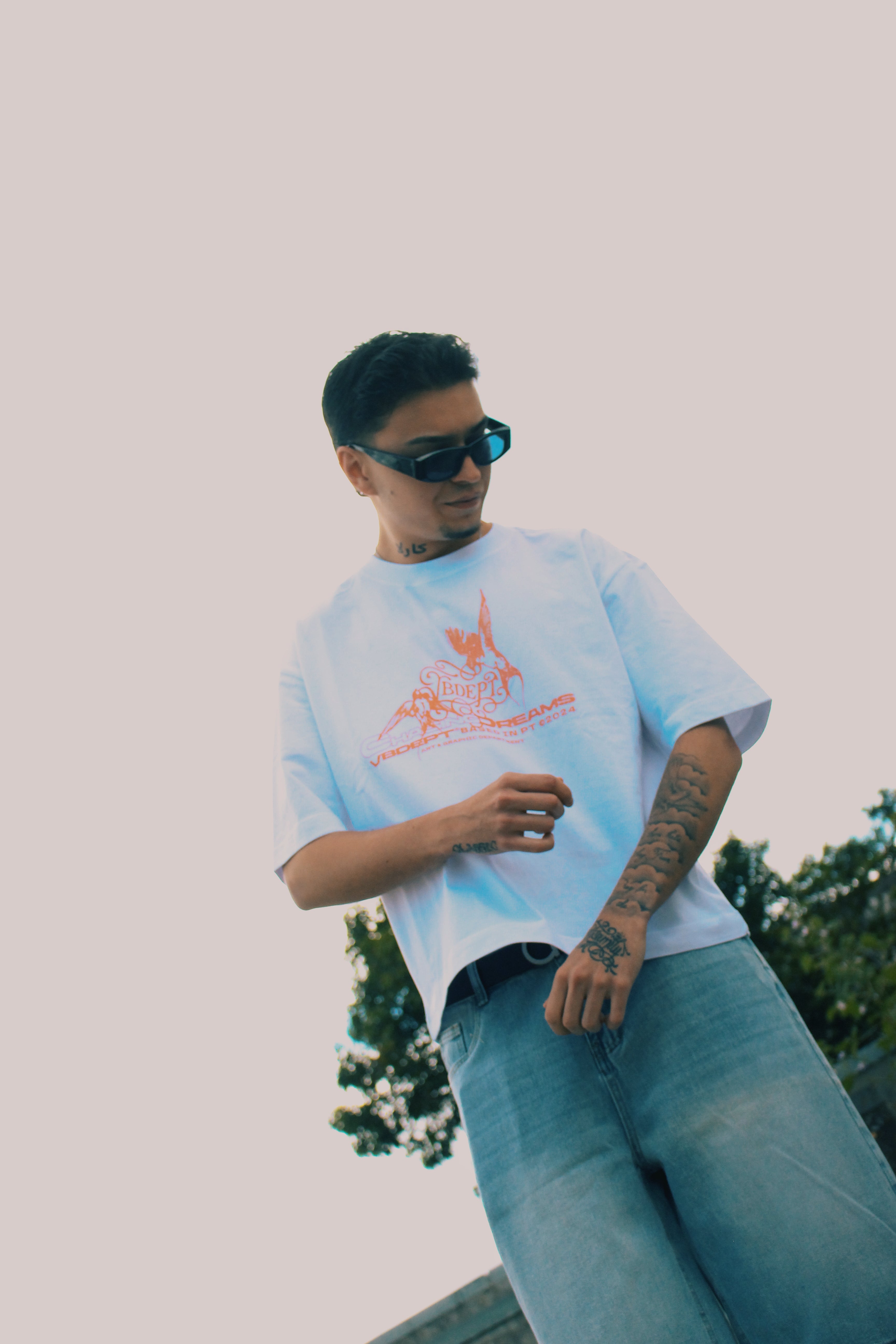 DREAMS TEE