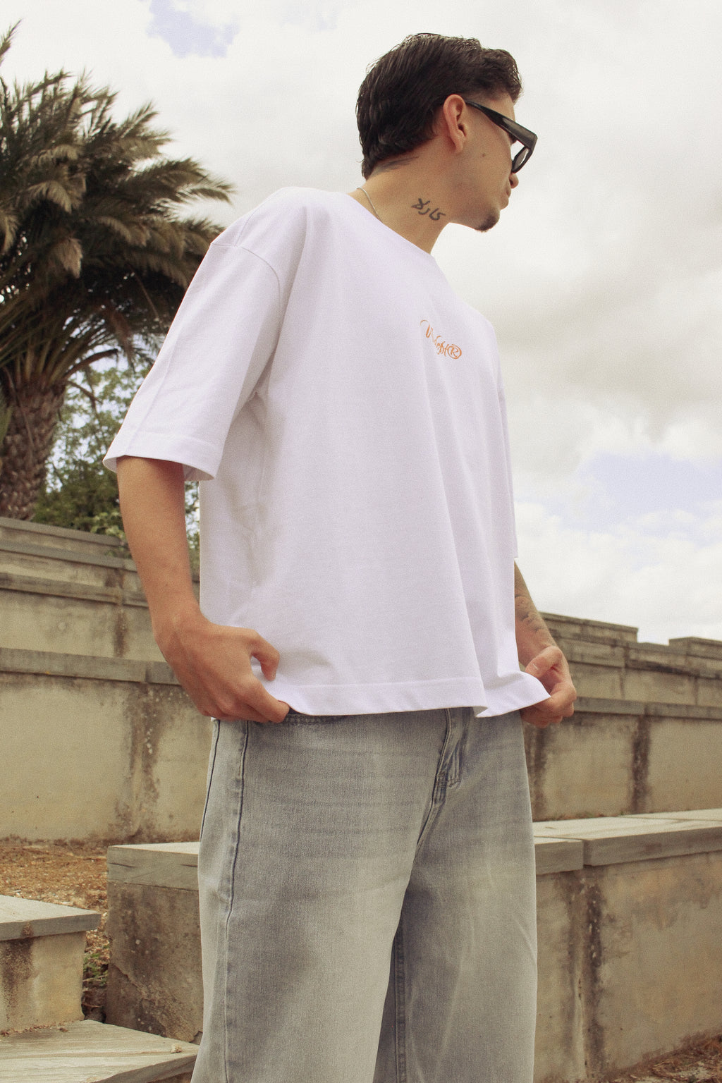 ESSENCIAL TEE
